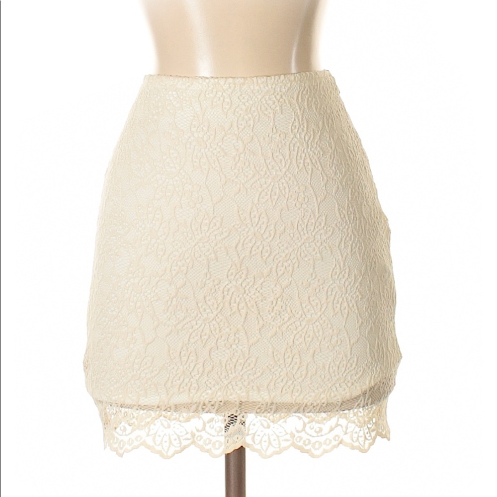 Zara size zipper banding lace skirt size small